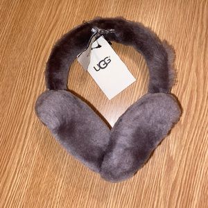 UGG- Fuzzy Earmuffs